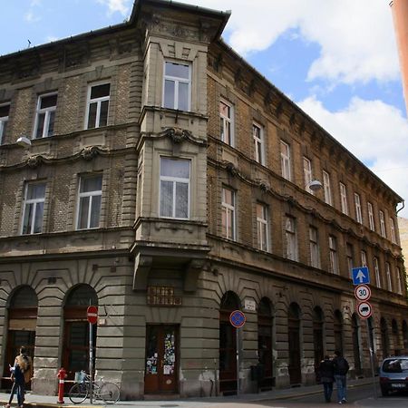 Walnuttree Loft Style Prestige Apartment Budapest Exterior foto